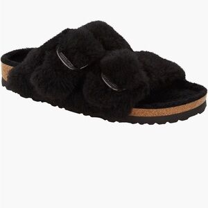 New Birkenstock Arizona women’s Genuine
Shearling Sandal 41  new in box